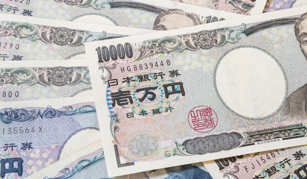 Japan Could Lift Cap on Foreign Tourists to Lift Economy